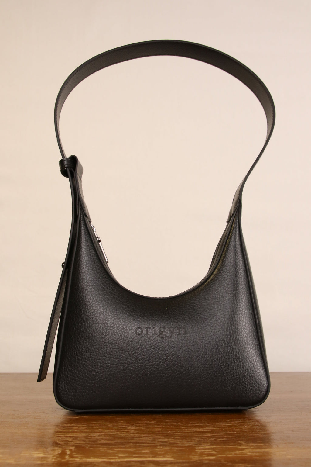 Origyn 01 MIRUM® Shoulder Bag