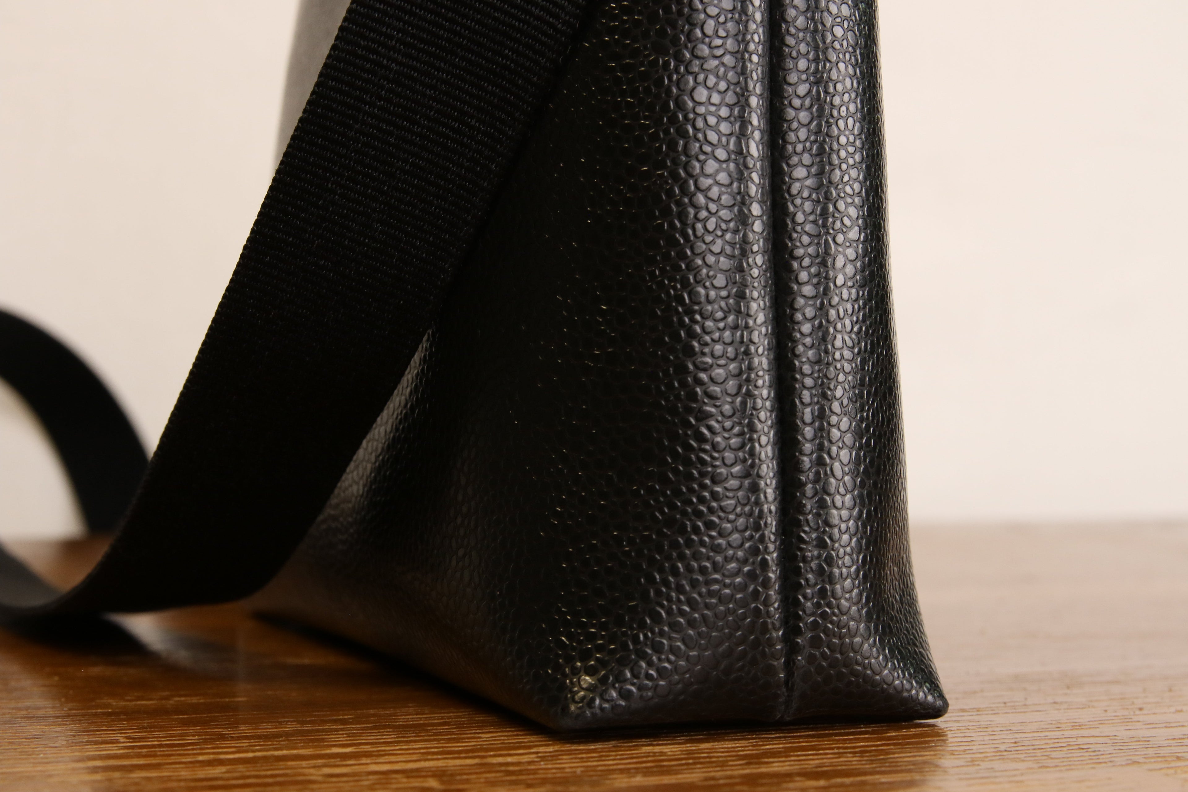 Origyn 04 MIRUM® Top-Zip Handbag